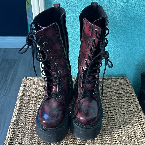 Dolls kill Current Mood Booked Out Combat Boots 5 preowned its dark red burgundy - Picture 3 of 13